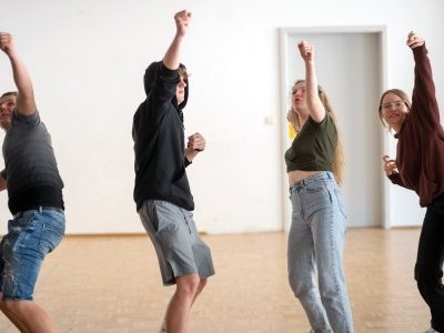 Einladung: bfas Fachtag - Demokratie und Selbstbestimmung in der Schule - 19.4.2024 Frankfurt am Main
