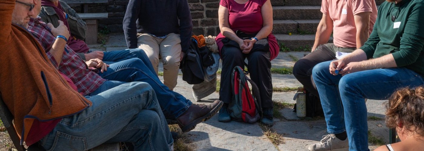Das pädagogische Team: Voraussetzung für eine gute und demokratische Schule! Studie startet - Jetzt teilnehmen!